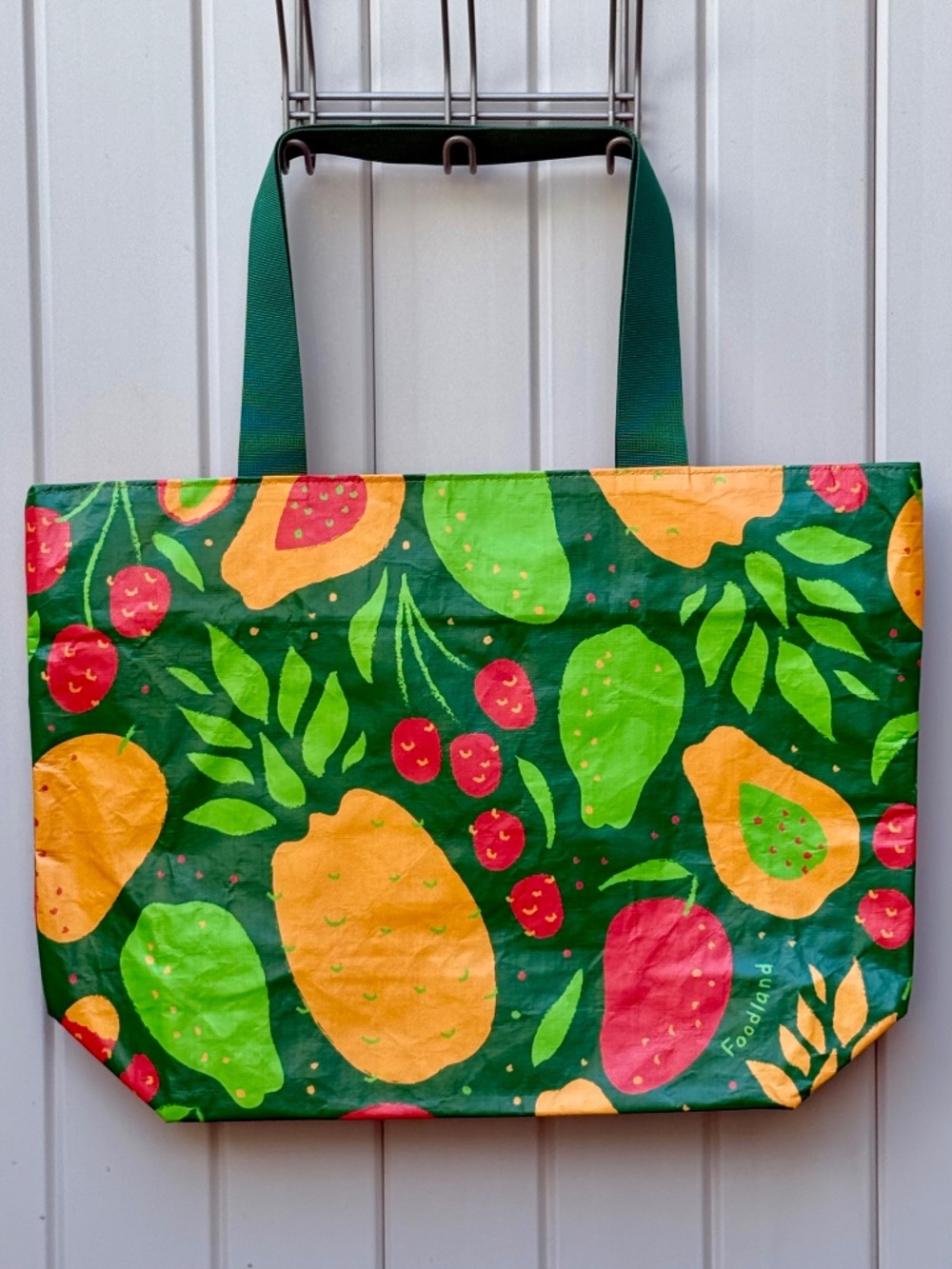 NWT Foodland Hawaii Exclusive Tyvek Tropical Fruit Large Travel Beach Tote Bag